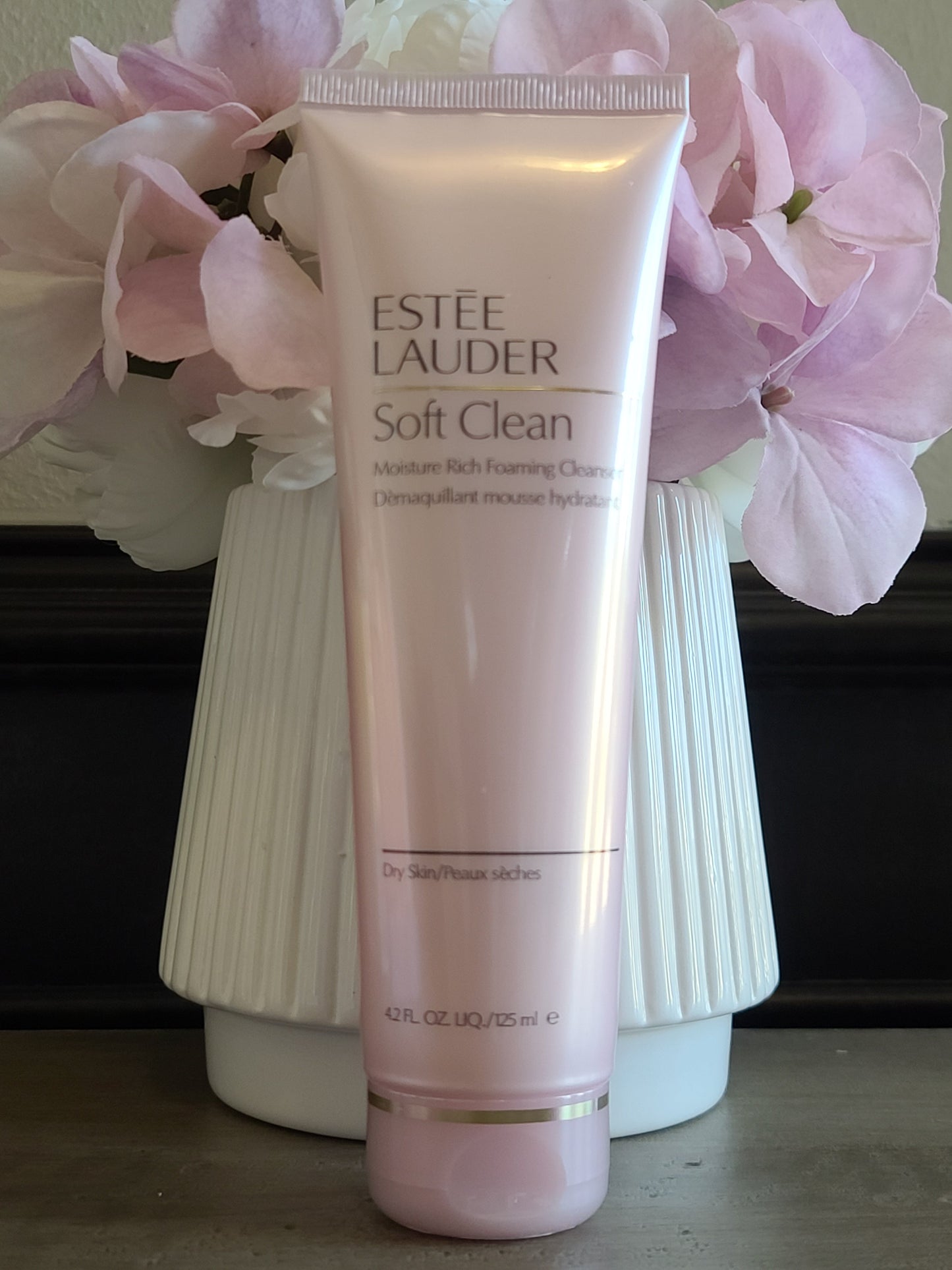 Estee Lauder Soft Clean Moisture Rich Foaming Cleanser